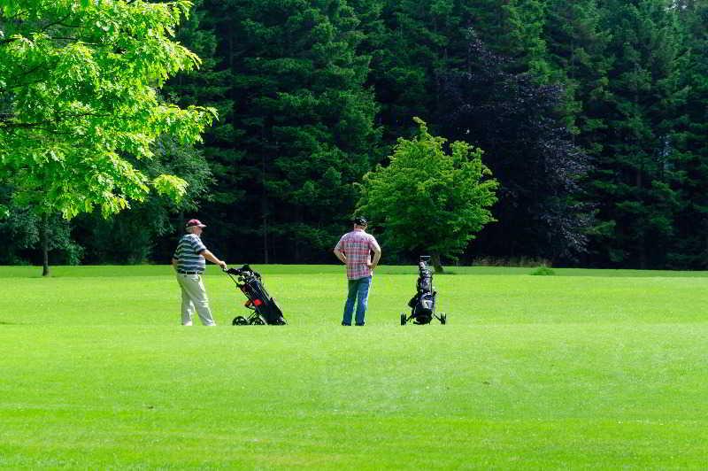 Brown Trout Golf & Country Inn Aghadowey Exterior photo