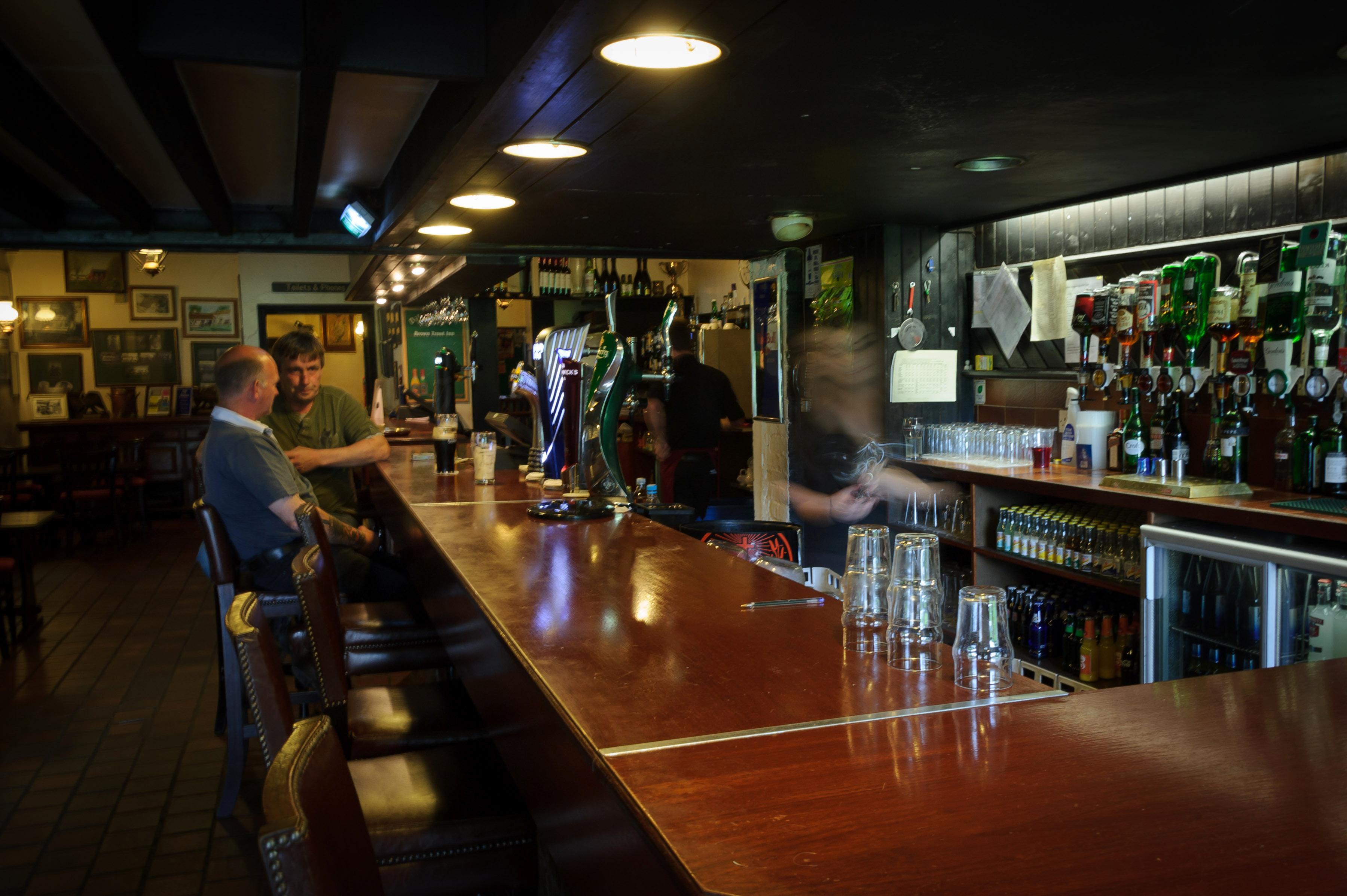 Brown Trout Golf & Country Inn Aghadowey Exterior photo