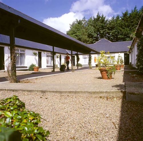 Brown Trout Golf & Country Inn Aghadowey Exterior photo
