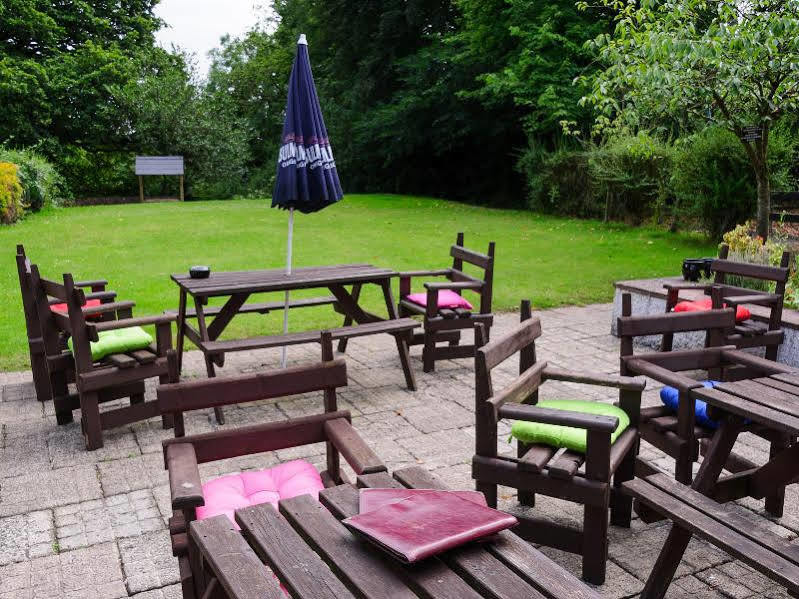 Brown Trout Golf & Country Inn Aghadowey Exterior photo