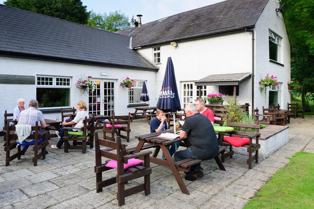 Brown Trout Golf & Country Inn Aghadowey Exterior photo